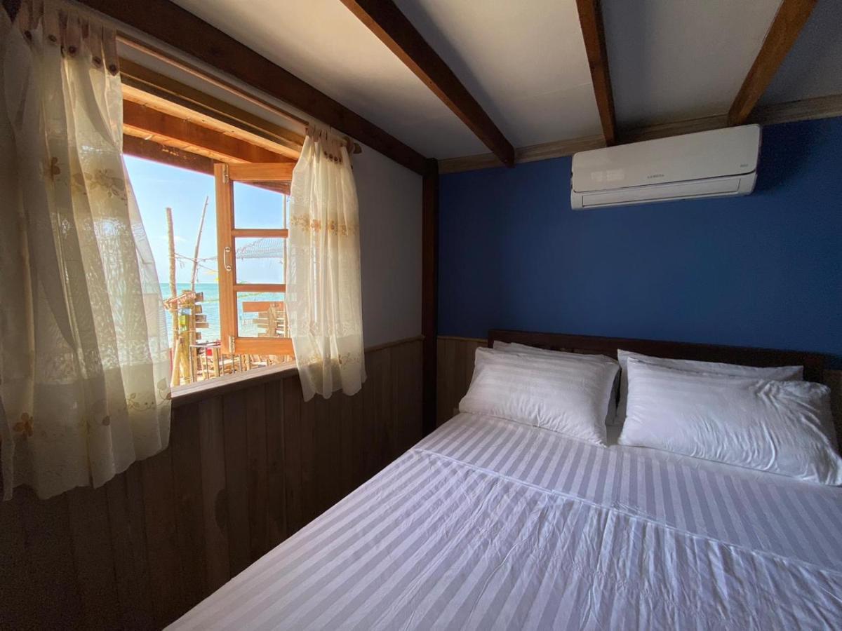 Castaway Beach Bungalows Сритану Стая снимка