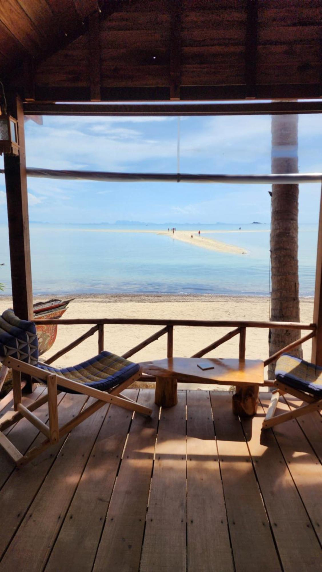 Castaway Beach Bungalows Сритану Екстериор снимка