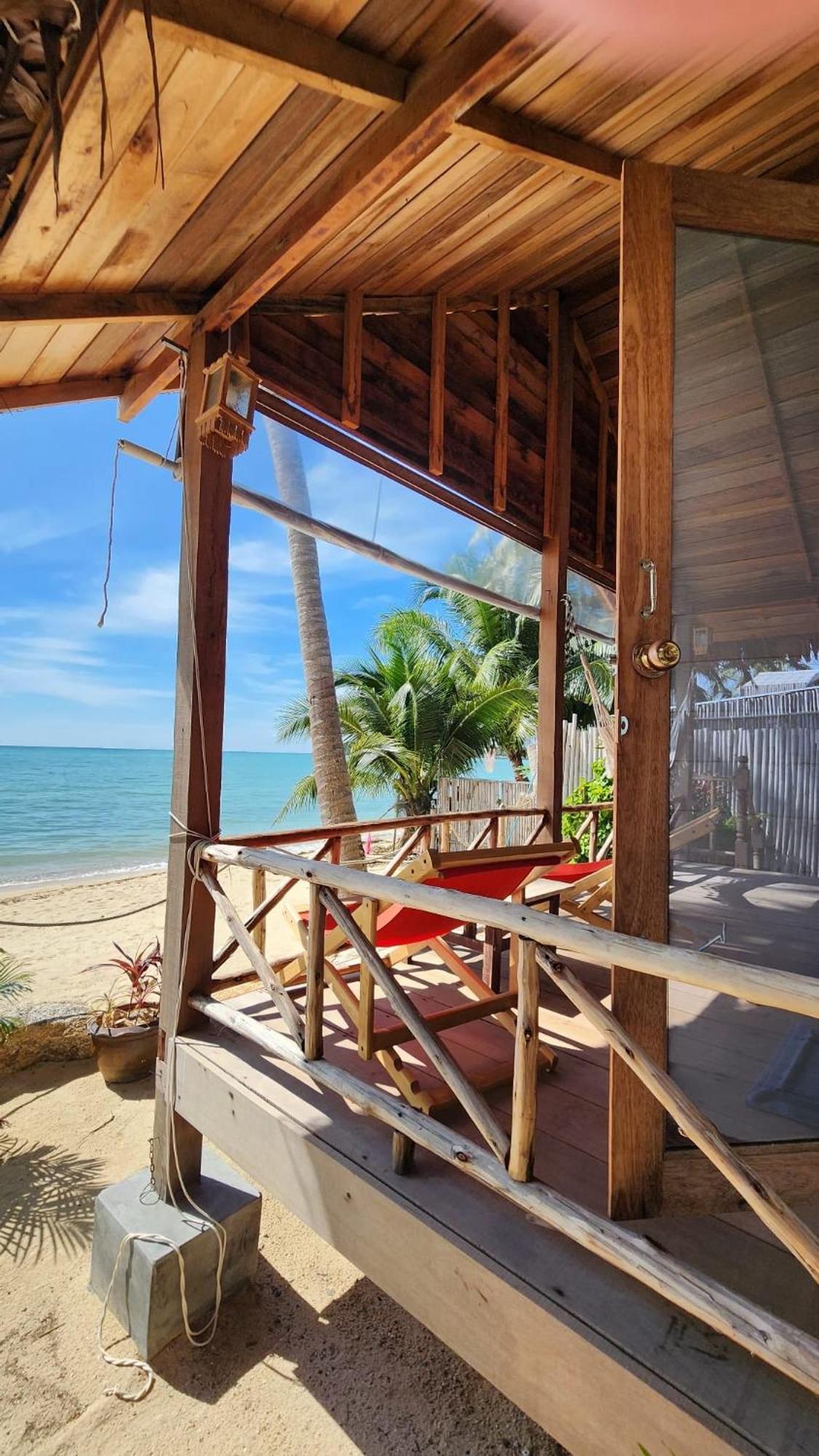 Castaway Beach Bungalows Сритану Екстериор снимка